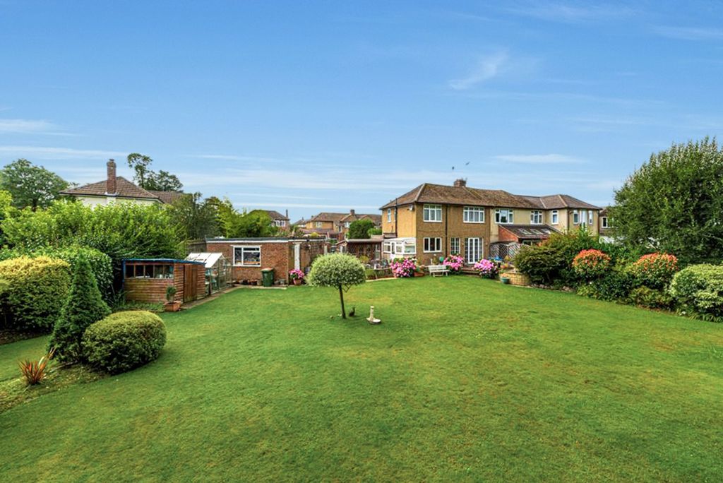 Property photo 2 of 14