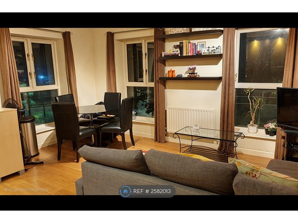 Property photo 3 of 28 Living Room