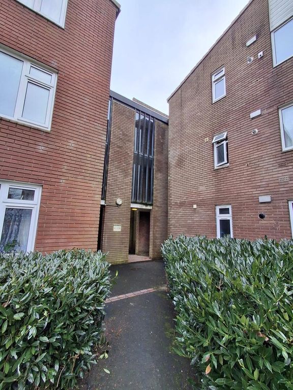 Property photo 1 of 11 Front (Exterior)