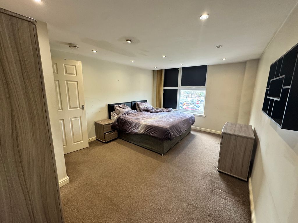 Property photo 3 of 5 Image