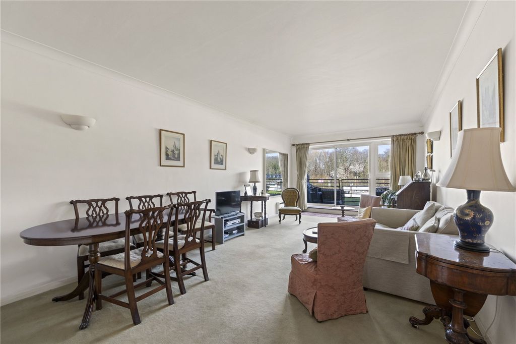 Property photo 3 of 11 Reception Room