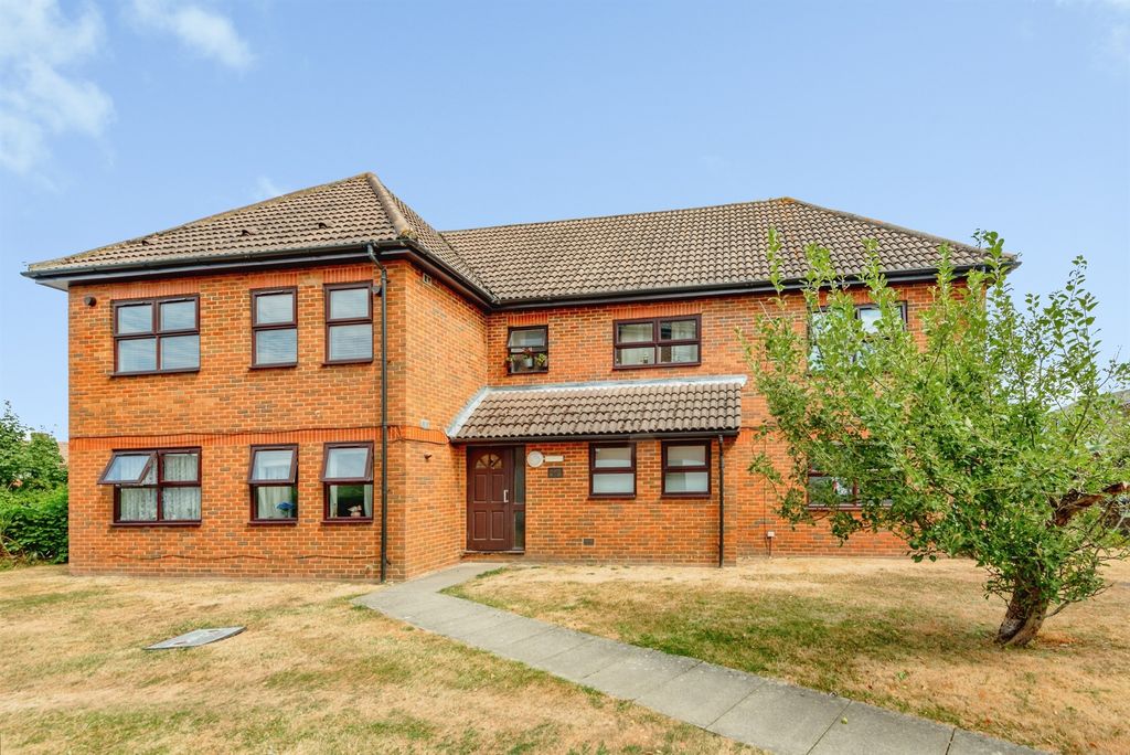 Property photo 1 of 10