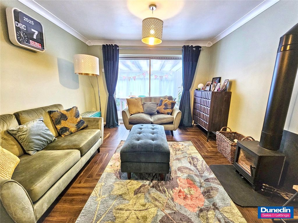 Property photo 3 of 25 Picture No. 03