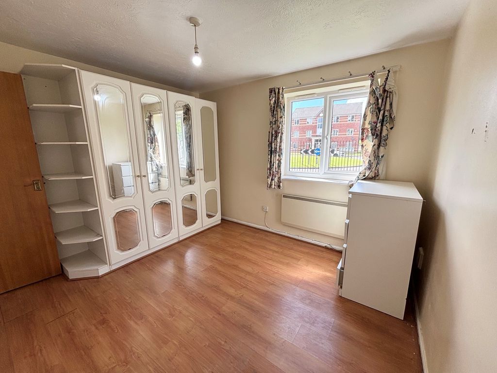 Property photo 2 of 7