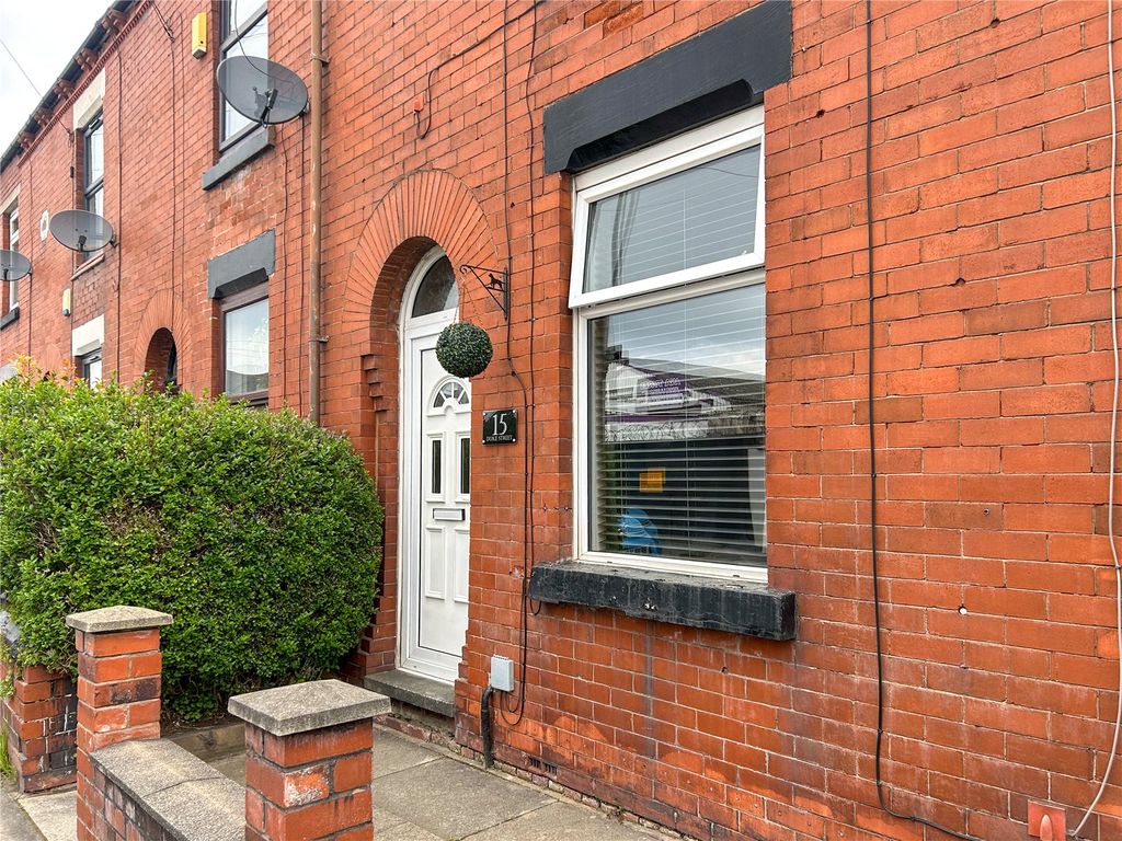 Property photo 1 of 19 Front External