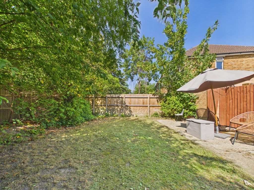 Property photo 3 of 8 Picture No. 11