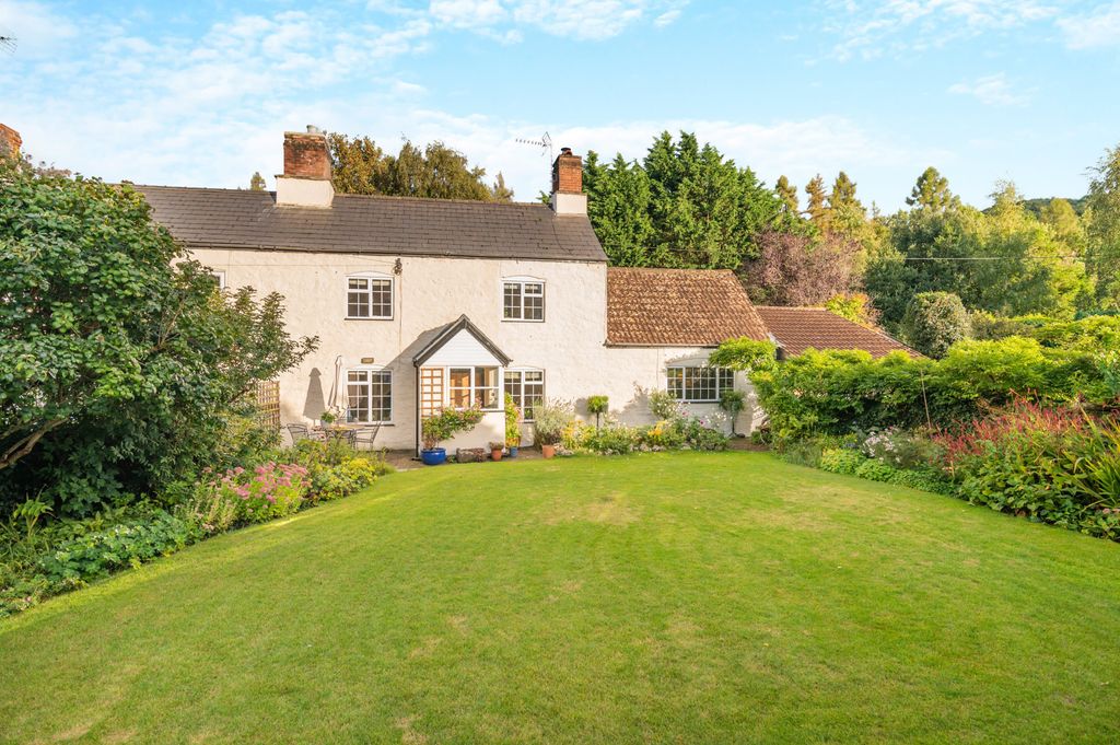 Property photo 1 of 33