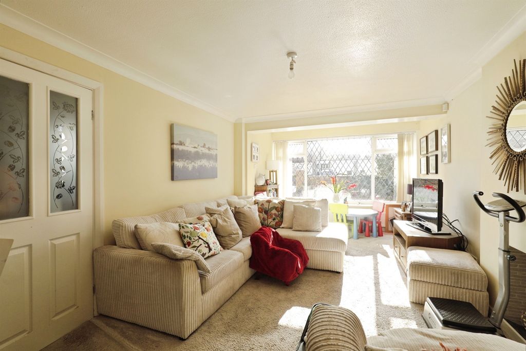 Property photo 2 of 15