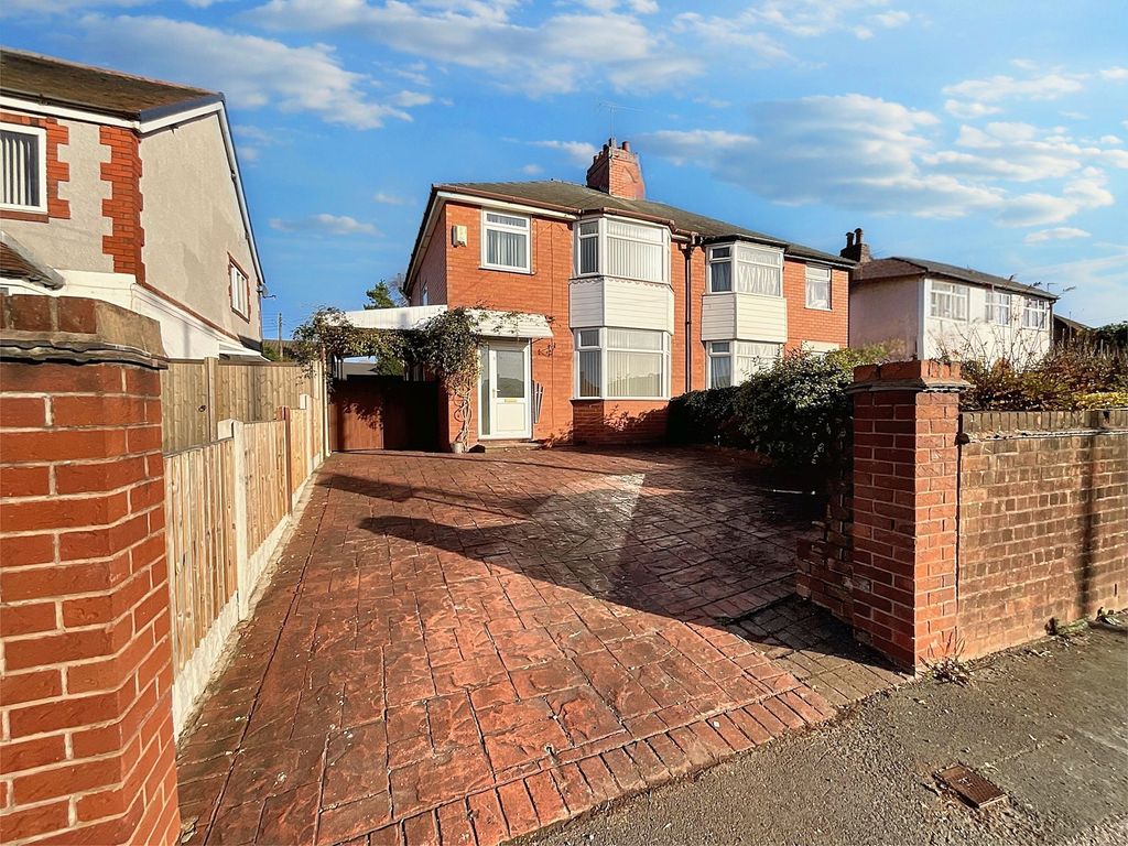 Property photo 1 of 23