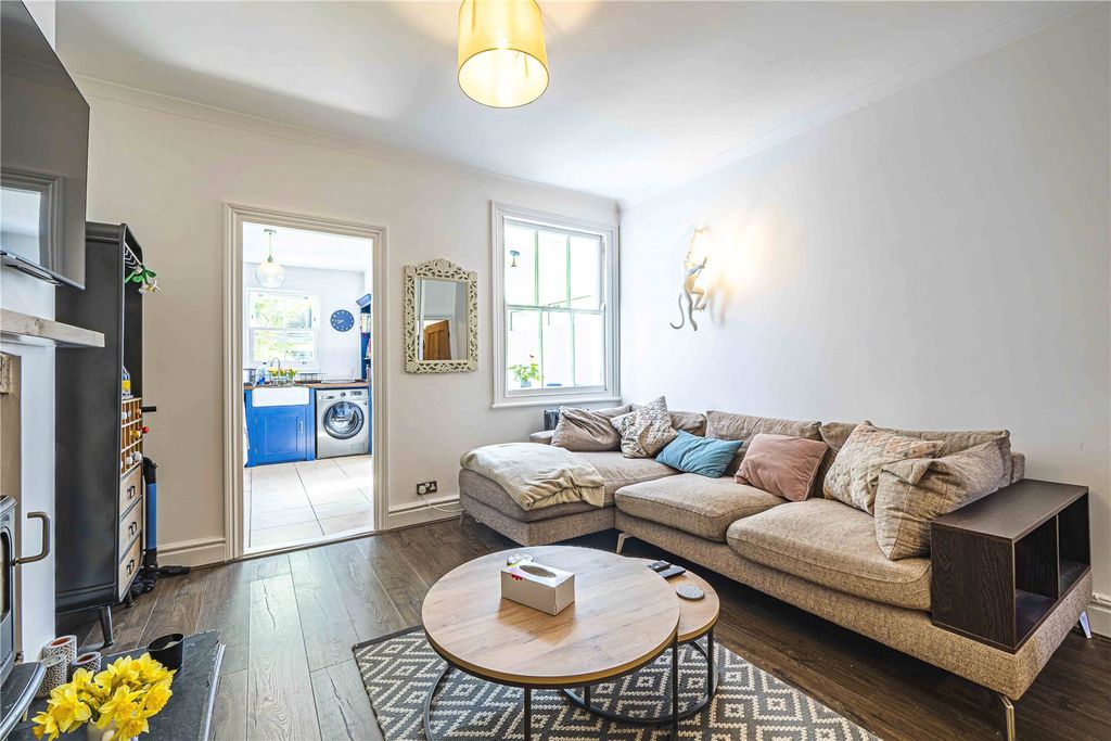 Property photo 3 of 18 Picture No. 05