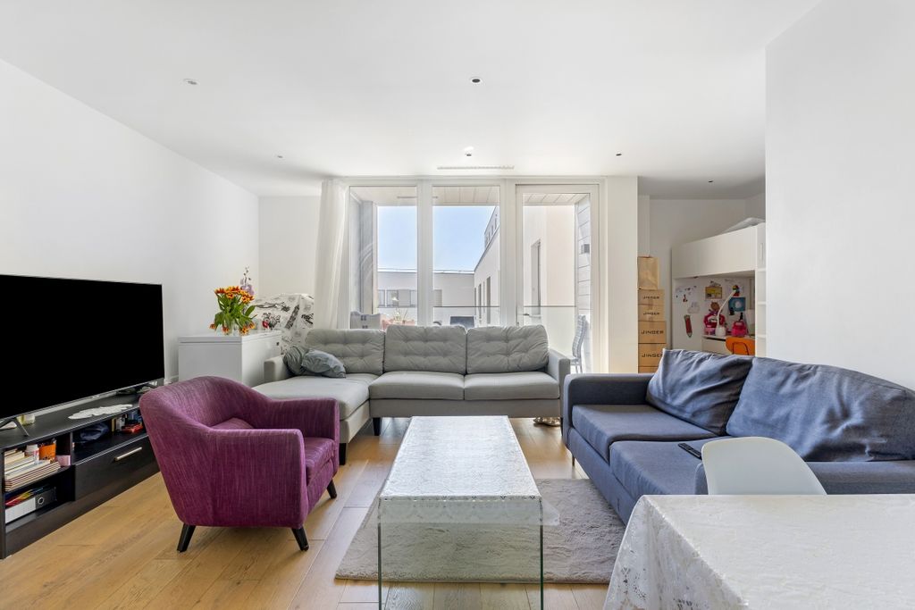Property photo 1 of 30 92032_Flat-64-Dar...