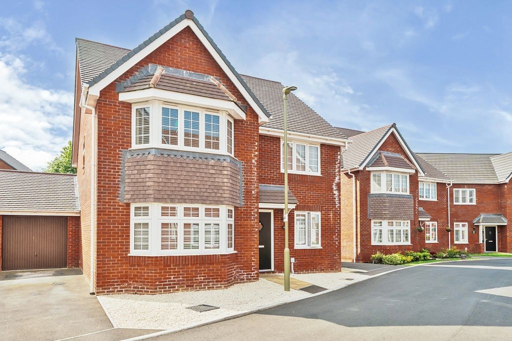 Property photo 1 of 22 8-6823127bae913-1...