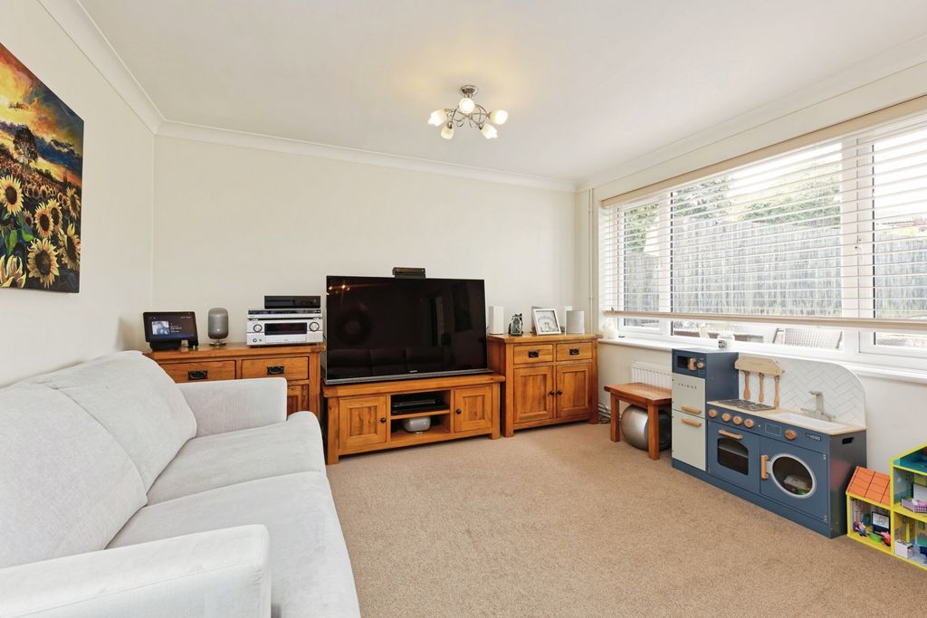 Property photo 2 of 18 Pbox-Img.Jpg
