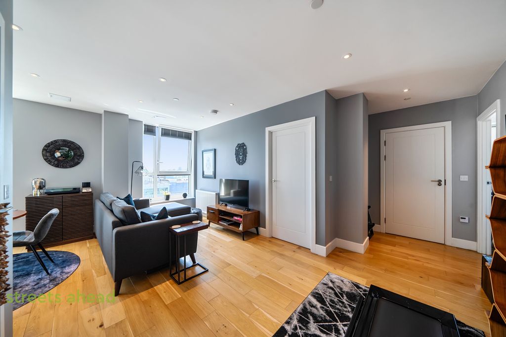 Property photo 3 of 14 0c4Ef73E-71Ed-48d...