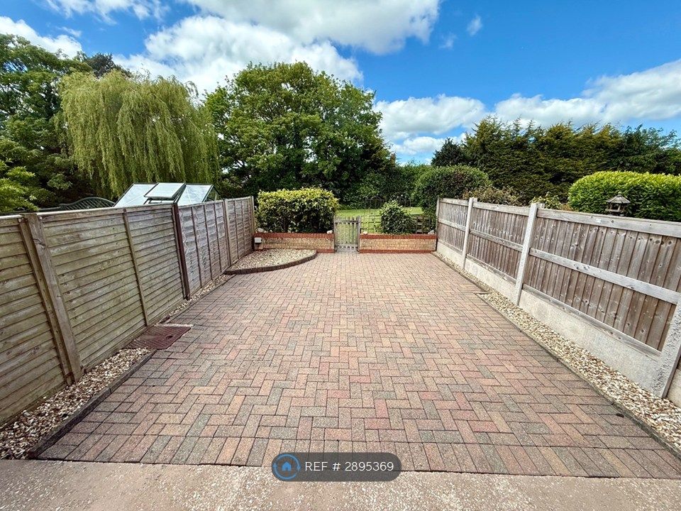 Property photo 3 of 16