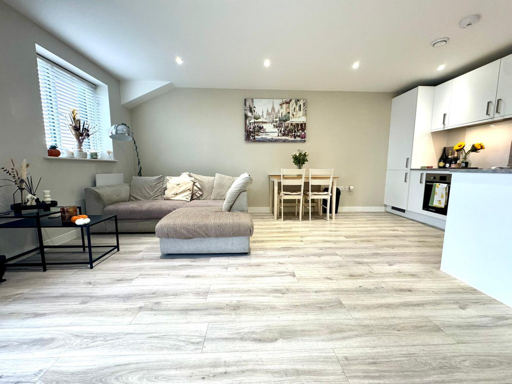 Property photo 1 of 17 Living Area