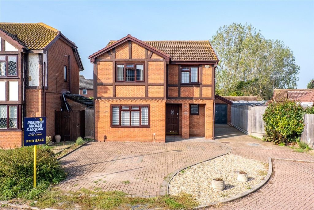 Property photo 1 of 34 Picture No. 04