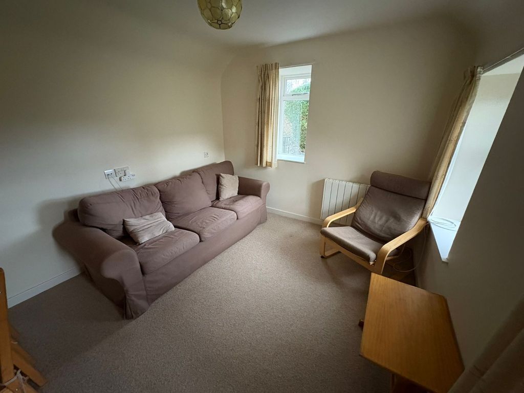 Property photo 2 of 9 Photo 2