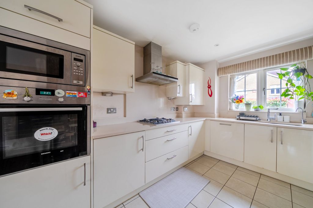 Property photo 3 of 23 Picture No. 21