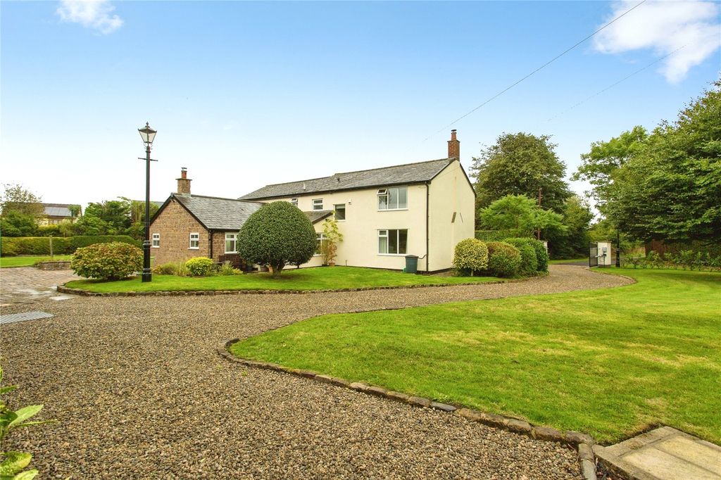 Property photo 2 of 27 Picture No. 10