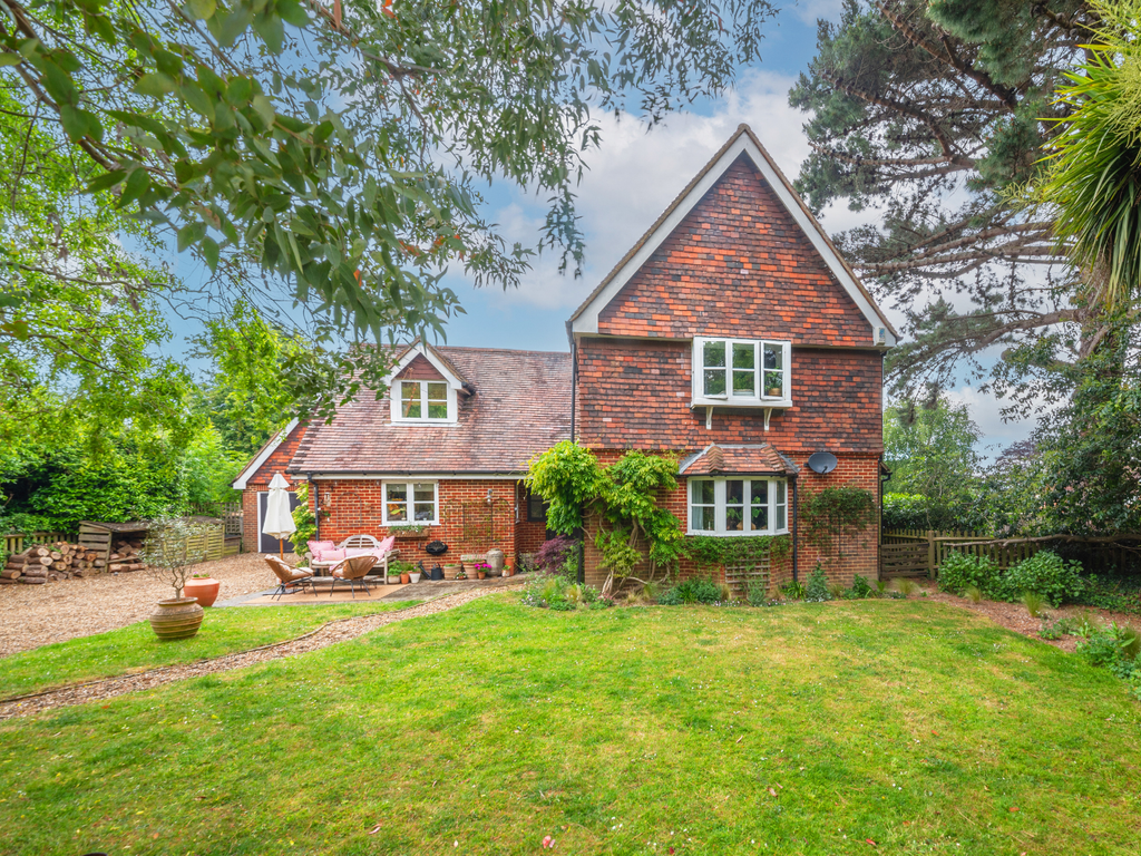 Property photo 1 of 41