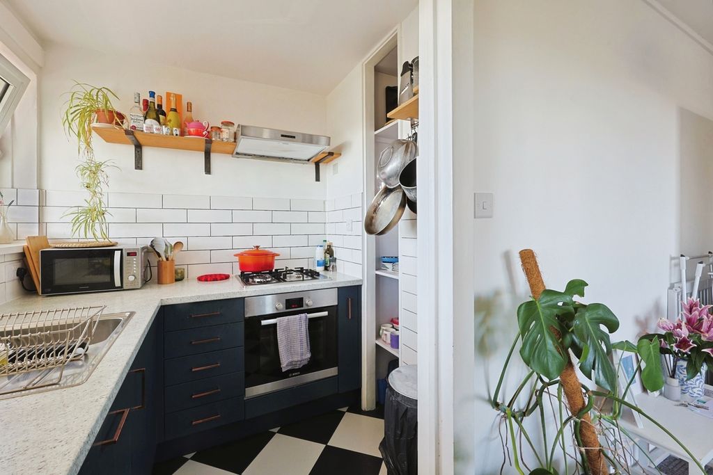 Property photo 2 of 14 Pbox-Img.Jpg