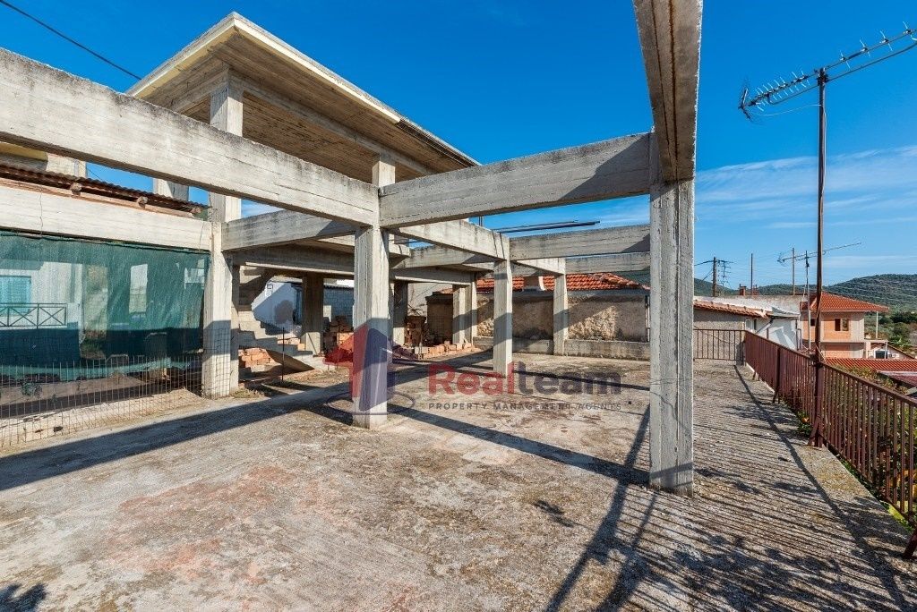 Property photo 3 of 20