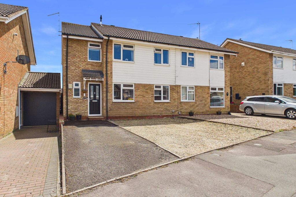 Property photo 1 of 27