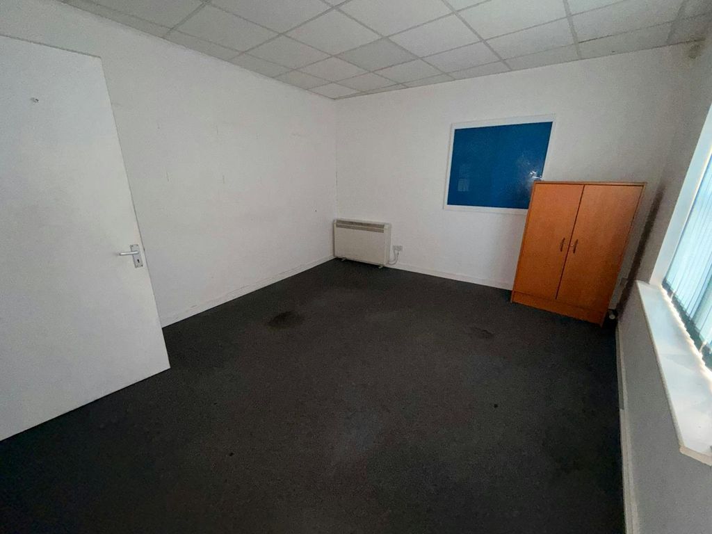 Property photo 3 of 11 Img20251110Wa0007.Jpg