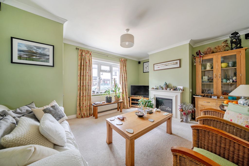 Property photo 2 of 14 Living Room