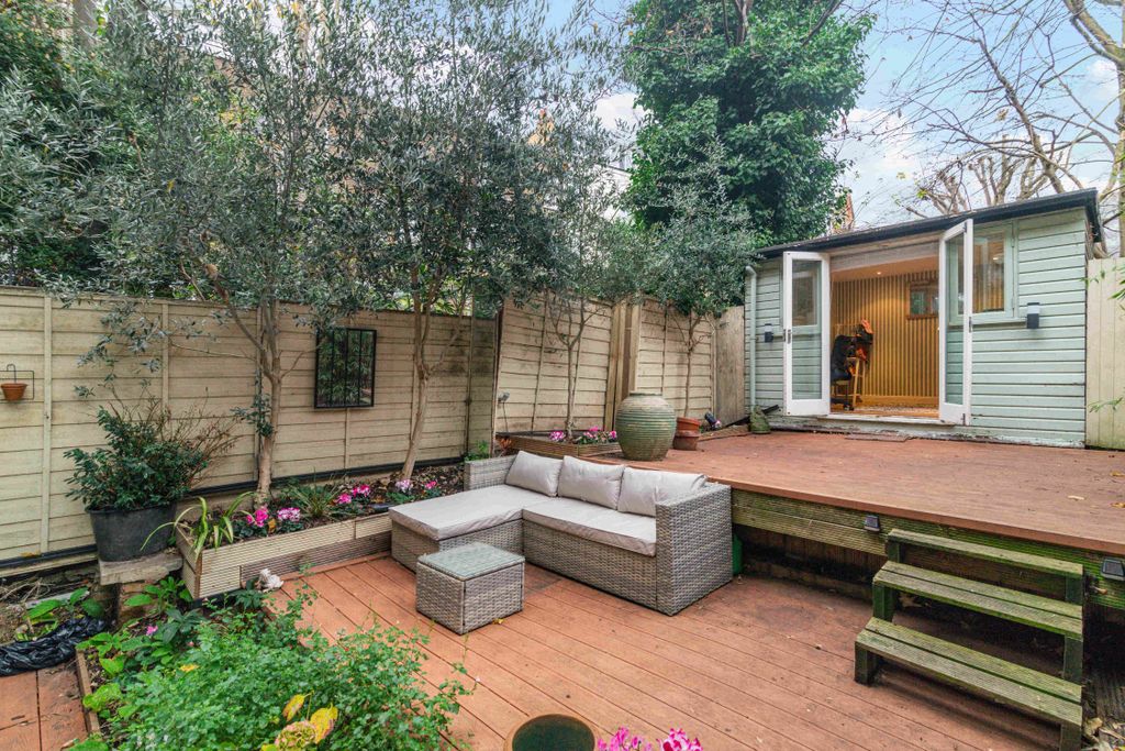 Property photo 3 of 14 10 (19).Jpg