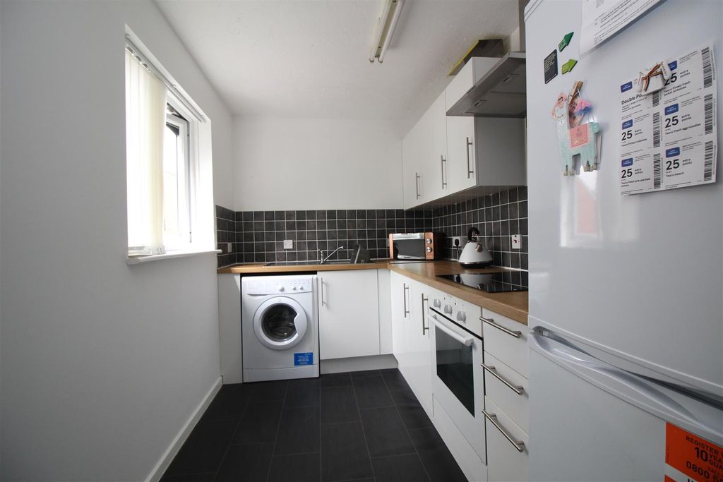 Property photo 2 of 6 Img_1046.Jpg