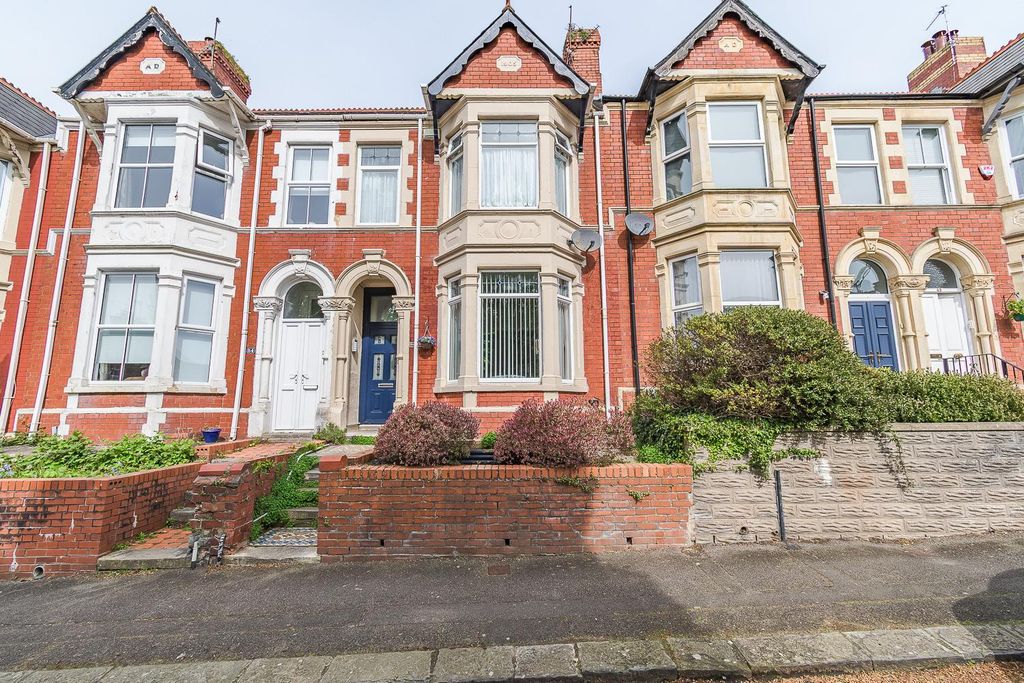 Property photo 1 of 29 Front