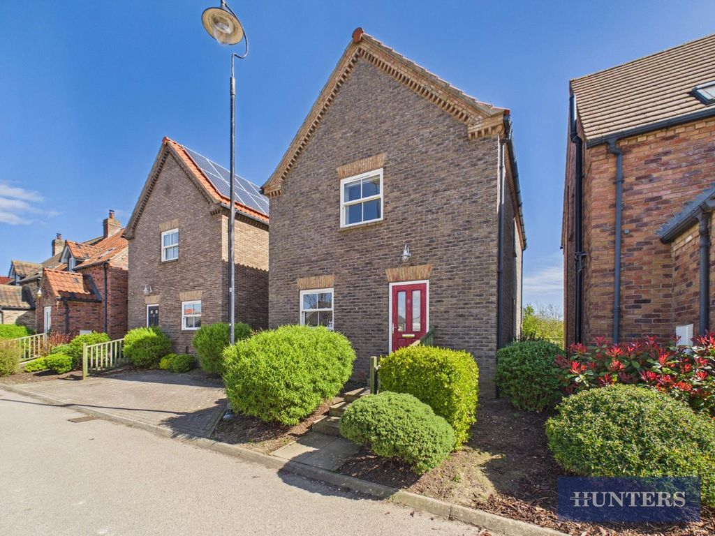 Property photo 1 of 24 Front