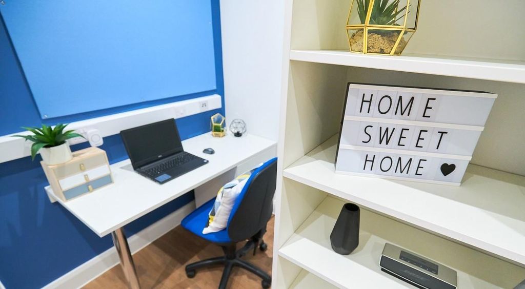 Property photo 3 of 32