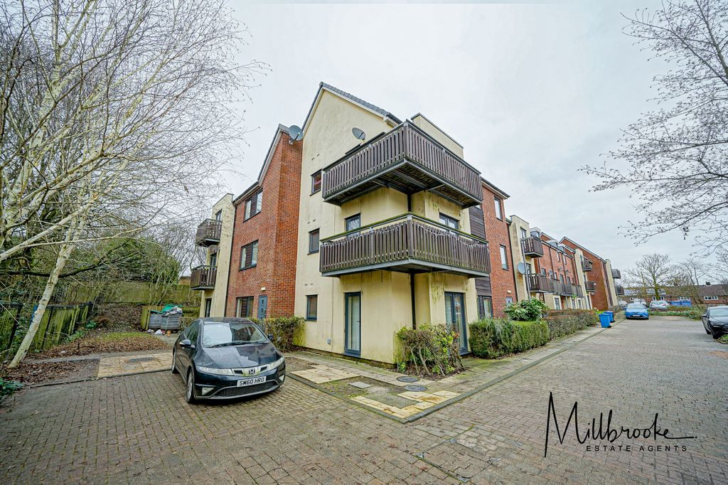 Property photo 1 of 13