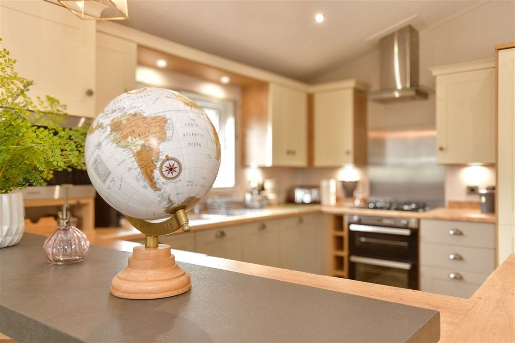 Property photo 3 of 13 Internal Lifestyle Photograph*