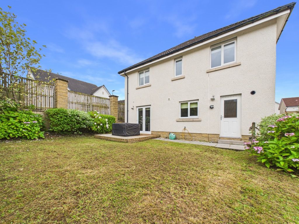 Property photo 2 of 30