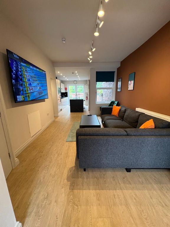 Property photo 2 of 19 Photo 2