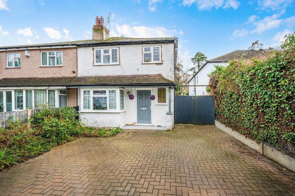 Property photo 1 of 18 Reigate Road