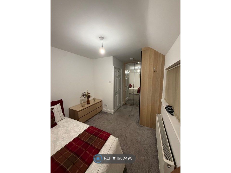 Property photo 2 of 9 Fully Furnished