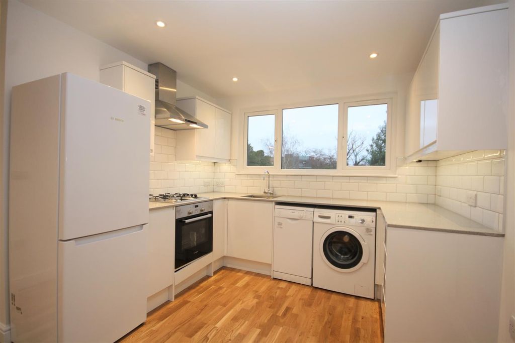 Property photo 2 of 7 Img_2365.Jpg