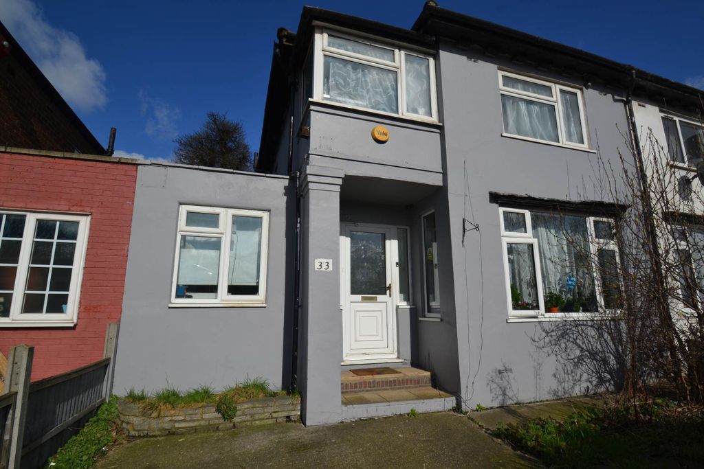 Property photo 1 of 30