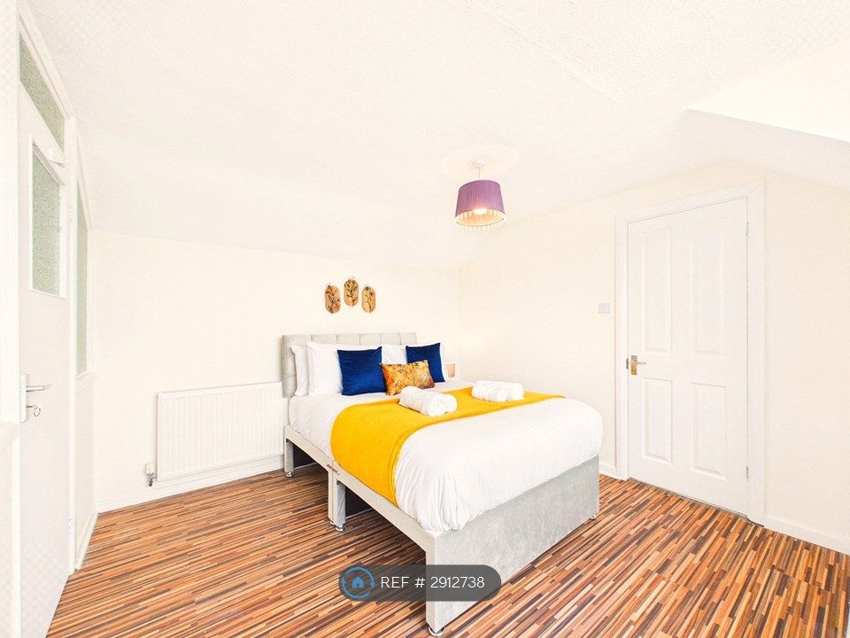 Property photo 1 of 27