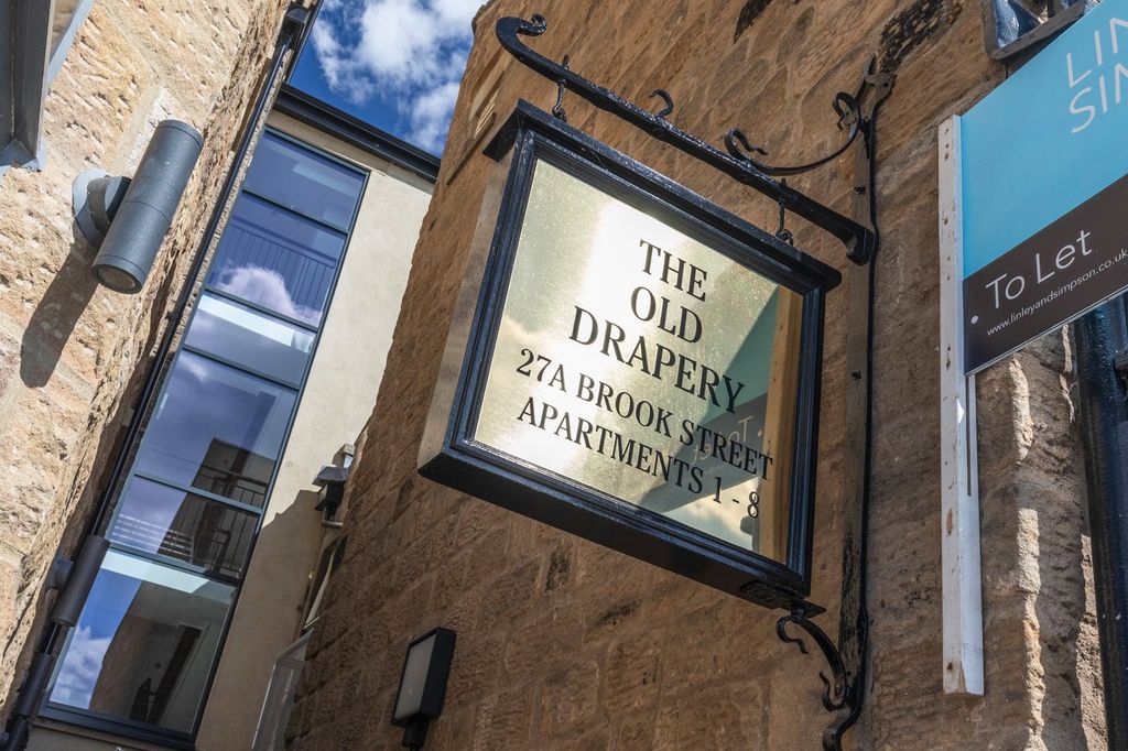 Property photo 2 of 14 Picture No. 18