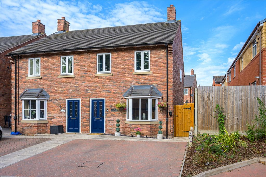 Property photo 1 of 33 Picture No. 21