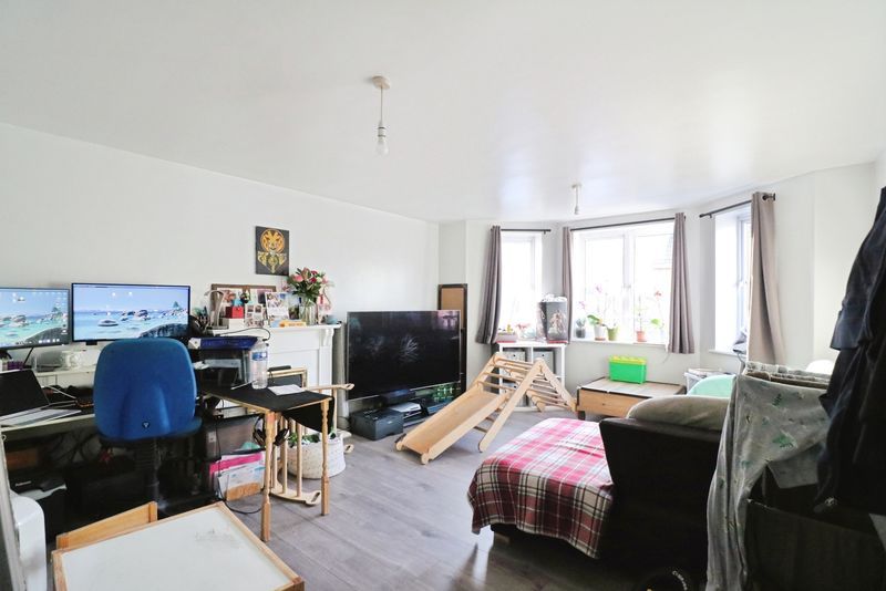 Property photo 2 of 13 Photo 10