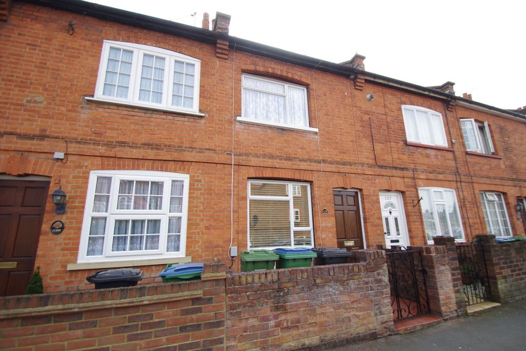 Property photo 1 of 8