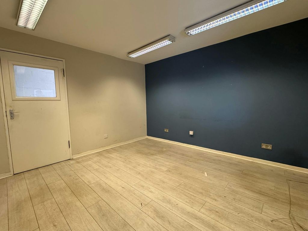 Property photo 3 of 4 Office.Jpg