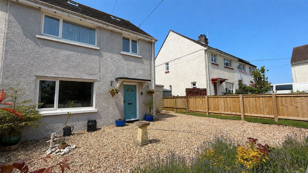 Property photo 2 of 20 Picture No. 30